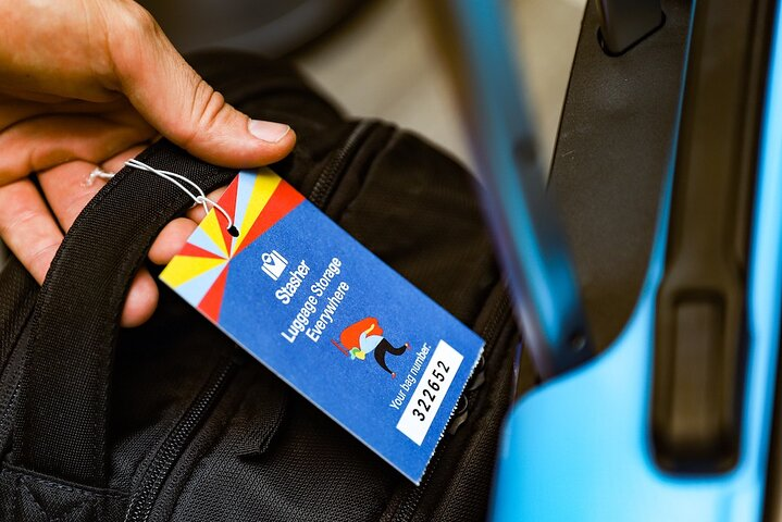 Explore New York City freely while your bags are safely stored nearby. Enjoy every moment and discover the city without the hassle of heavy luggage holding you back.